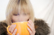 tee trinken / drinking tea V tee trinken / drinking tea V