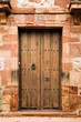 Puerta antigua de madera en Ezcaray