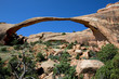 Der Landscape Arch im Arches National Park in Utah Der Landscape Arch im Arches National Park in Utah