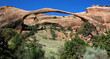 Der Landscape Arch im Arches National Park in Utah Der Landscape Arch im Arches National Park in Utah