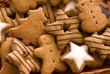 Christmas spice-cakes with chocolate
