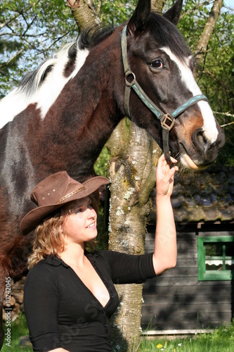 Western Mädchen mit Cowboyhut