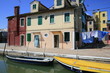 le long des canaux de burano à venise