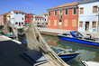 le long des canaux de burano à venise