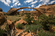 Der Landscape Arch im Arches National Park in Utah Der Landscape Arch im Arches National Park in Utah