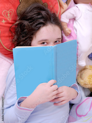 Photo: hiding girl hiding girl