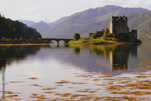 Foto: castle & bridge castle & bridge