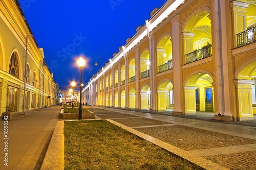 Night view of central shopping malls of Saint Petersburg