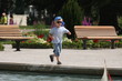 enfant au parc