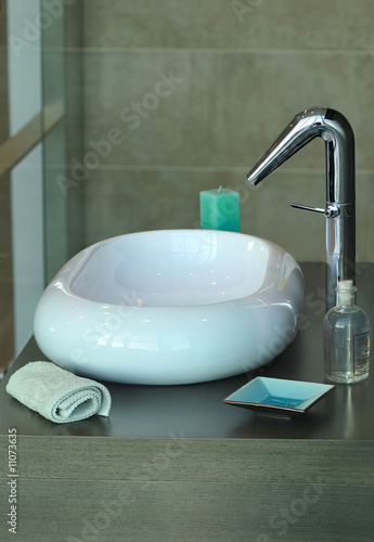 Photo: salle de bain moderne salle de bain moderne