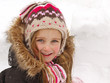 Foto: girl playing in the snow girl playing in the snow