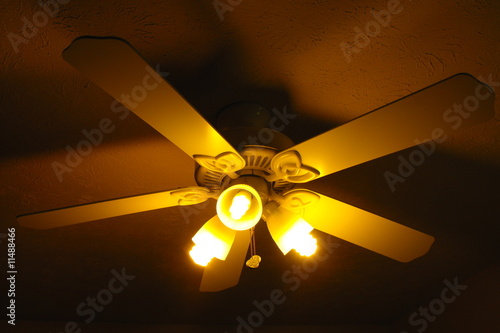 Foto: Ceiling Fan Ceiling Fan