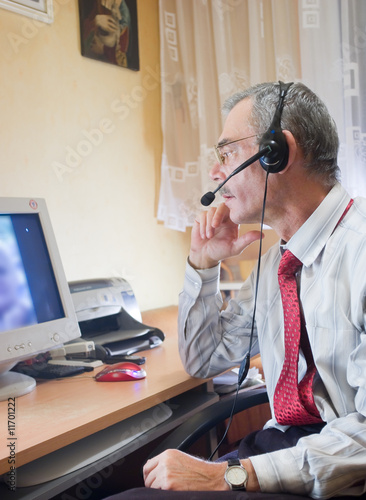 Photo: Conversation senior man Conversation senior man