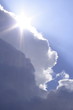 aufziehende Gewitterwolke schiebt sich vor Sonne aufziehende Gewitterwolke schiebt sich vor Sonne