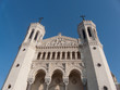 Parvis de la basilique de Fourvière à Lyon