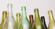 dekorative leere französische Weinflaschen