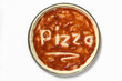 Foto: pizza base with tomato sauce and the word 'pizza' pizza base with tomato sauce and the word 'pizza'