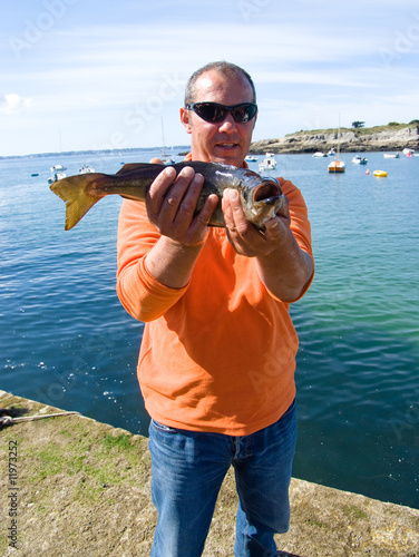 Foto: Fisherman boasting Fisherman boasting