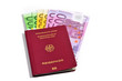Reisepass mit Geld