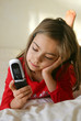 Foto: fillette au téléphone fillette au téléphone
