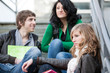Discussion entre adolescents et lycéens