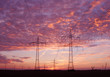 Strommasten im Abendlicht