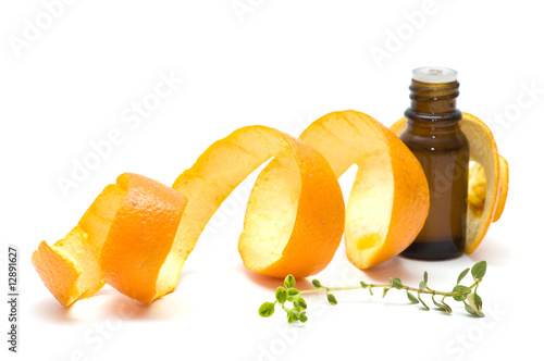 Photo : Essential oil, isolated Essential oil, isolated
