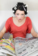 zeitung frau