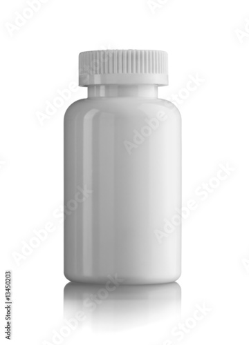 Foto: Closed white medicine bottle Closed white medicine bottle
