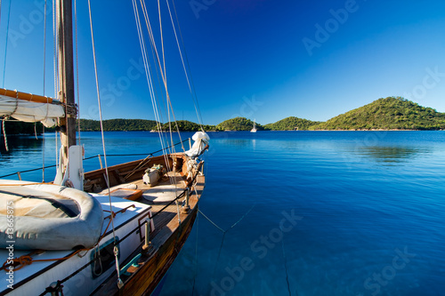 Foto: Anchoring at lastovo, croatia Anchoring at lastovo, croatia