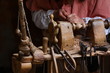 Foto: lavorazione artigianale del legno lavorazione artigianale del legno