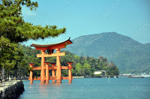 Great torii at Miyajima