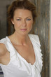 portrait von brunetter frau