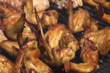 Vídeo: Sizzling barbecue chicken on the grill - 16:9 anamporph Sizzling barbecue chicken on the grill - 16:9 anamporph