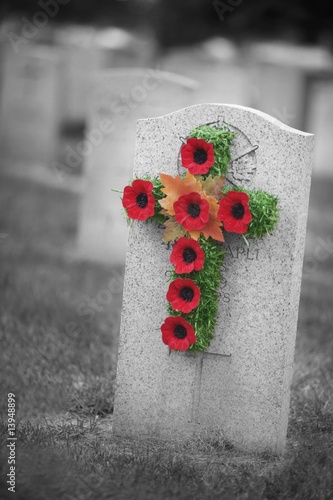 Photo: Poppy wreath on a gravestone Poppy wreath on a gravestone
