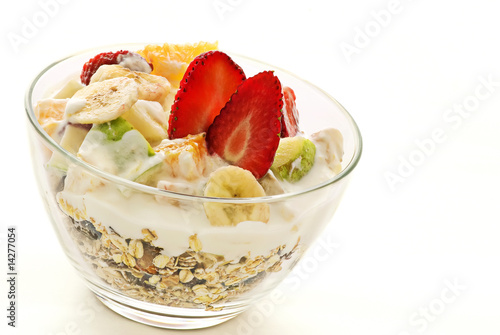 Müsli mit frischen Obst