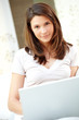 Studentin mit Laptop