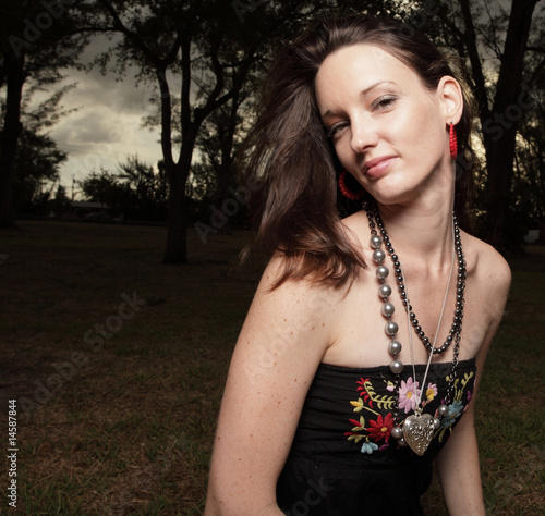 Photo: Beautiful woman in the park Beautiful woman in the park