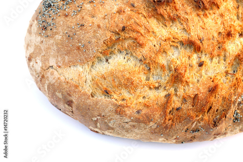 Photo: "vrai" pain aux céréales complètes et aux graines de pavot "vrai" pain aux céréales complètes et aux graines de pavot