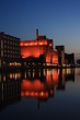 Innenhafen Duisburg  blaue Stunde Wasserspiegelungen
