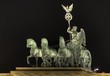 Quadriga bei Nacht