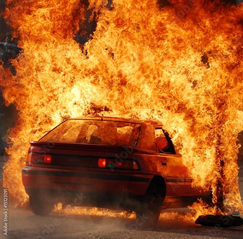 Photo: Car burning, nightshot Car burning, nightshot