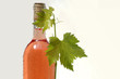 vin rosé et beuille de vigne