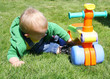 enfant et tricycle