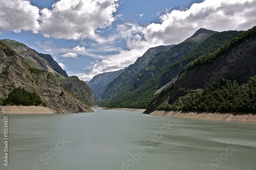 Vue du Barrage de Chambon