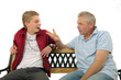 Foto: Gespräch zwischen Vater und Sohn Gespräch zwischen Vater und Sohn