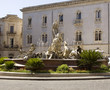 Fontana di Artemide, Siracusa Fontana di Artemide, Siracusa