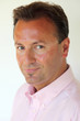 Homme d'affaires confiant, jeune et dynamique