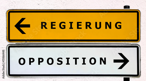 Foto: Regierung - Opposition Regierung - Opposition
