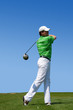 Golfer beim Abschlag